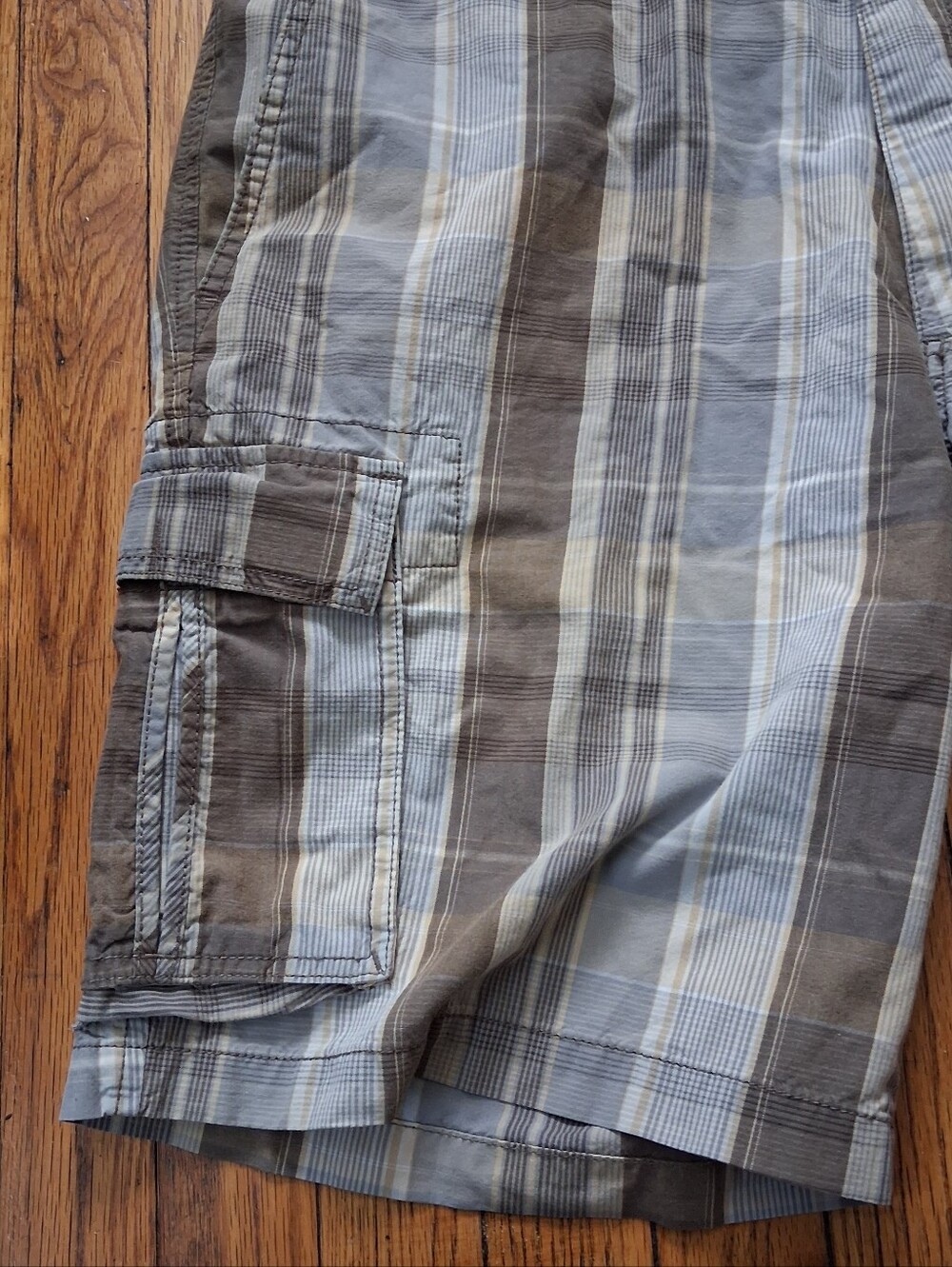 Dockers - Men's Casual Plaid/Striped 100% Cotton Cargo Shorts. Size 40. GUC - Picture 7 of 9